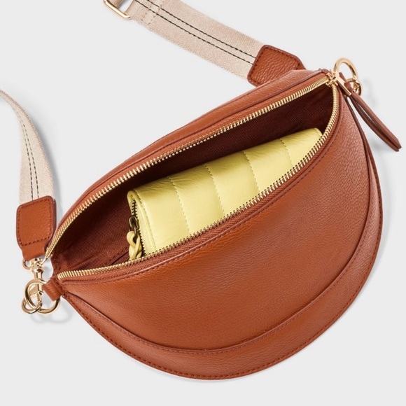 Brown Leather Crossbody Bag - Picture 2 of 9